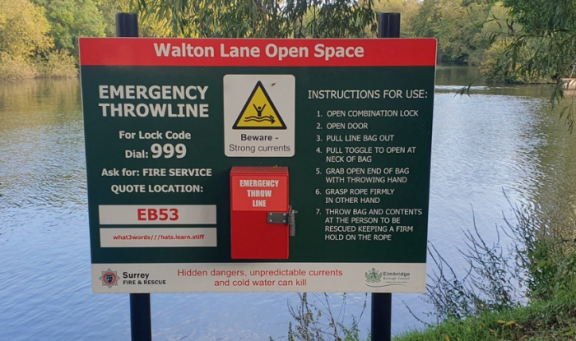 Emergency throwline at Walton Lane open space