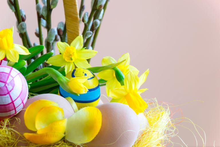 Easter flowers and eggs